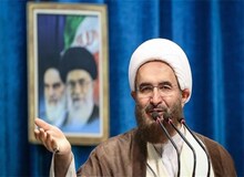 امام جمعه تهران: مداخله دولت در اقتصاد باید به حداقل برسد/ مردمی سازی تنها راه نجات است