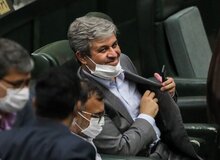 حقوق نجومی کار دست تاجگردون داد/ برکناری تاجگردون از مدیرعاملی بیمه سرمد