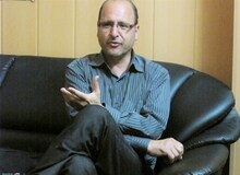 فعال سیاسی اصولگرا: بزرگ‌ترین براندازی از دید نظام، همین بی‌حجابی است