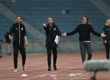 دستیاران خارجی ساپینتو جدا می‌شوند