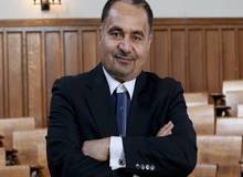 سید حسین موسویان پیشنهاد استعفای حسن روحانی و برگزاری انتخابات زودرس را داد / استمرار وضع فعلی تا 2 سال دیگر لطمات جبران ناپذیر خواهد زد