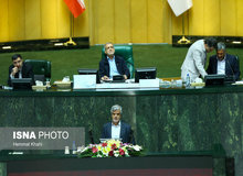 محمود صادقی: کاسبان برچسب فتنه به منافع ملی کشور آسیب می‌زنند

