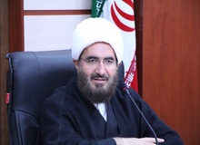 حاج علی اکبری: ائمه جمعه صورت خود را با سیلی سرخ نگه می دارند/ وضع معیشتی امام جمعه‌ها آن‌قدر خراب است که ما مردم نمی‌توانیم تصور کنیم