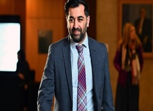 پدر و مادر زن نخست وزیر اسکاتلند از غزه خارج شدند+ عکس