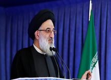 نماینده ولی فقیه در البرز: رگه های فساد در بحث نهاده های دامی، گوشت، آرد و کالاهای اساسی وجود دارد
