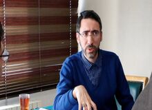 نقره‌کار، حقوقدان: لایحه «انتشار محتوای خلاف واقع» در تضاد با اصل آزادی بیان قانون اساسی قرار دارد/ مرجع تشخیص «خلاف واقع» بودن یک محتوا در لایحه دولت مشخص نیست/ این لایحه حق اظهار نظر مردم را محدود می‌کند و مانند اینترنت طبقاتی راه به جایی نمی‌برد