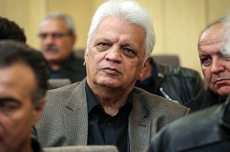 امیر حاج‌رضایی: از آدم گرسنه انتظار فرهنگ نداشته باشید/ فوتبال پناهگاه مردم است