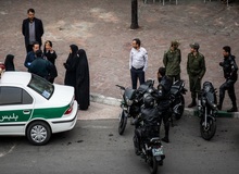 وعده های نمایندگان مجلس و دولتمردان درباره «گشت ارشاد» فراموش شد/ کدام دولتمردان و نمایندگان مجلس دم از جمع آوری گشت ارشاد زدند+اسامی 