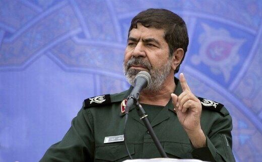 حمله سخنگوی سپاه به علی کریمی: آقای رئیس جمهور آلمان چرا شما با یک فوتبالیست عصبانی مزاج دیدار کردید/ دشمنان ما امروز به خس و خاشاک آویزان شده اند