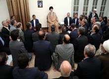 آیت‌الله خامنه‌ای: فساد همچون اژدهایی هفت‌سر است که به آسانی از بین نمی‌رود 