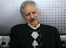 بیگدلی: ایران نباید خود را به دامن روسیه وچین بیندازند/ با این شرایط مسکو و پکن نمی توانند کاری برای تهران انجام دهند