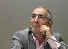 صادق زیباکلام: رای قالیباف وجلیلی  از۴ سال پیش هم کمتر است
