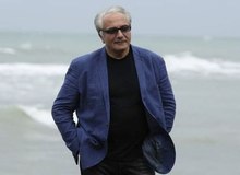 پیکر زنده یاد علی معلم از مقابل خانه سینما تشییع شد