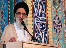 اظهار نگرانی «امام جمعه کرج» نسبت به واردات واکسن آمریکایی و انگلیسی به کشور
