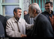 پاسخ مشاور احمدی‌نژاد به سرمقاله کیهان: آقای شریعتمداری ما انگلیسی هستیم یا شما؟
