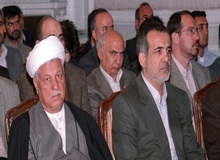 تصاویری از روزگار جوانی پزشکیان در کنار هاشمی و خاتمی
