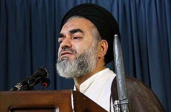 نماینده ولی فقیه در اصفهان: رسانه‌های معاند به ما یاد دادند که پافشاری روی بحث حجاب، کار درستی است