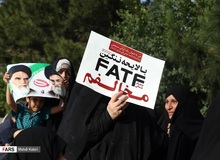 مخالفان لایحه «CFT» بار دیگر " بدون مجوز " مقابل مجلس تجمع کردند
