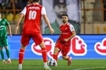 هافبک پرسپولیس به بازی با تراکتور رسید