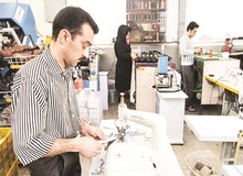 هشتگ هایی علیه وزیر اقتصاد و وزیر علوم
