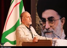 فرمانده سپاه استان اصفهان: دشمن تلاش می‌کند با عملیات روانی در ذهن جوانان نسبت به انقلاب و دستاورد هایش شبهه ایجاد کند / امروز اساتید دانشگاه‌ها برای دفاع از انقلاب اسلامی وظیفه سنگینی دارند