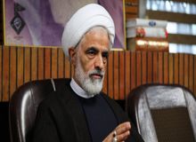 عضو مجمع تشخیص مصلحت نظام: شکی نیست تحریم‌ها بر اقتصاد کشور و مردم فشار وارد می‌کند