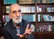 حسین شریعتمداری: ویزای خاتمی برای سفر به آمریکا را جرج بوش امضا کرده بود/  خاتمی با تشکیل بنیاد باران به دنبال اسلام سکولار است
