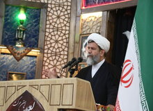 امام جمعه شیراز: نظام مقدس جمهوری اسلامی با توکل به خدا قله‌ها را فتح می‌کند