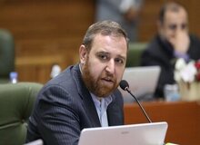 عکس زاکانی با عنوان «قهرمان شهر» به صورت گسترده در بیلبورد‌های تهران منتشر شده