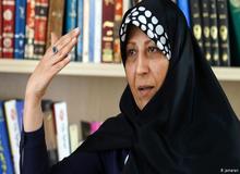فاطمه هاشمی: آیت الله یزدی ساکن کاخ مرمر بود و در آن تغییرات ایجاد کرد/ پدرم نقشی در انتخاب ساختمان نداشت/ فیلم آتش‌زنندگان کاخ را ببینید