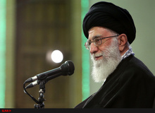 رهبر انقلاب: ضدانقلاب در تحریک کارگران علیه جمهوری اسلامی ناکام مانده است/ کارگران در همه حوادث دوران انقلاب و دفاع مقدس با غیرت و بصیرت حاضر شدند