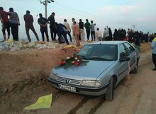 ازدواج‌ زوج خوزستانی روی سیل+ تصاویر