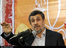 احمدی‌نژاد: مردم تا می خواهند اعتراض کنند عده ای می آیند آتش می زنند و بهانه درست می کنند/ من از نقشه های پشت پرده خبر دارم
