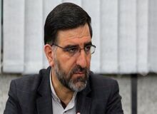 کالاهایی که با ارز 4200 تومانی خریداری می‌شوند پس از ورود به کشور با نرخ ارز نیمایی توزیع می‌شوند/ دولت نظارت درستی بر بازار ندارد/ قانون بودجه 98 اگر به درستی اجرا شود، فشارها بر مردم کاهش می‌یابد