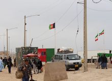 فرمانده ایرانی خطاب به طالبان: پناهنده‌ها به کشور ما پناه آوردند؛ به شما تحویل نخواهیم داد/FILM