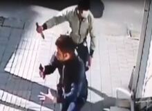 فیلم/ سرقت گوشی موبایل با قمه در لارستان