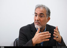 راغفر: ناف این مملکت را به منافع تجار بستند/ دولت منابع محدود را در شرایط تحریم سهمیه بندی کند