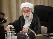 آیت الله جنتی: دنباله‌روی از سیاست‌های استکباری چیزی جز ذلت به دنبال ندارد/ هنرمندان باید همت مضاعف داشته باشند
