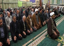 ارگان رسانه ای نزدیک به سپاه: طلبه‌های از همه جا رانده و مانده، امام جماعت می‌شوند 