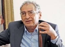 صادق زیباکلام: دیگر کسی برای مجلس تره هم خرد نمی‌کند/ کجای قانون اساسی گفته شده روسای سه قوه می‌توانند بالاتر از مجلس تصمیماتی بگیرند/ اصل تفکیک قوا به وجود آمده است تا قدرت یک جا جمع نشود