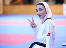 مبینا نعمت‌زاده می‌تواند خادم مسجد جمکران شود