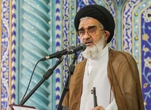 نماینده ولی فقیه در قم: دشمنان روی بی حجابی نان  و غیرت زداییمردان  سرمایه گذاری کرده اند/ دست انتقام الهی به زودی گریبان دشمنان را خواهد گرفت