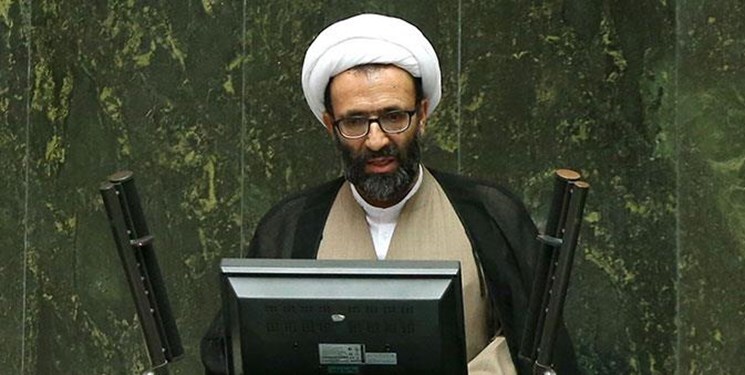 سلیمی: آقای ظریف در گزارش خودش  یک جا می‌گوید هواپیما خریدم و یکجا می‌گوید هواپیما نخریدم