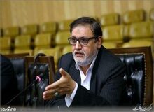 به اجماع نرسیم اصولگرایان از تهران با 3 فهرست می‌آیند/ دائم می‌گویند پایداری عقب‌نشینی کند، خیر تیم قالیباف هم باید انعطاف نشان دهد/ بر سرلیستی قالیباف اجماع نشده