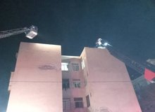 نجات جان ۷۰ نفر در پی حریق در یک ساختمان اداری در میدان ولیعصر تهران+ فیلم