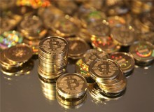 ارزش بیت کوین ۱۰ درصد سقوط کرد