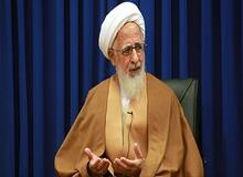 آیت الله جوادی آملی: مساله حجاب با فشار سرنیزه حل نمی‌شود/ بر فرض با فشار، این روسری را یک قدری جلو بیاورد، این که عفاف و حجاب نیست 