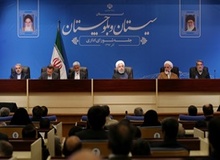 روحانی: دولت از مردم جدا نیست /حاشیه‌نشینی غم بزرگیست