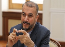 امیرعبداللهیان : اتهامات آمریکا غرب علیه ایران در حوزه حقوق بشر بی‌اساس است / از شما دعوت می‌کنم‌ به ایران بیایید و وضعیت را از نزدیک ببینید / در ایران کسی در اثر شلیک نیروی امنیتی و انتظامی کشته نشده