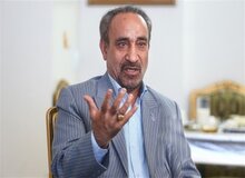 خباز: نمایندگان مجلس از طریق اربابان قدرت انتخاب و گزینش شده اند، بنابراین به مردم پاسخگو نیستند/ نظامیان دولت رئیسی را اداره می کنند/ تملق نسبت به مافوق تبدیل به روحیه دولتی ها شده